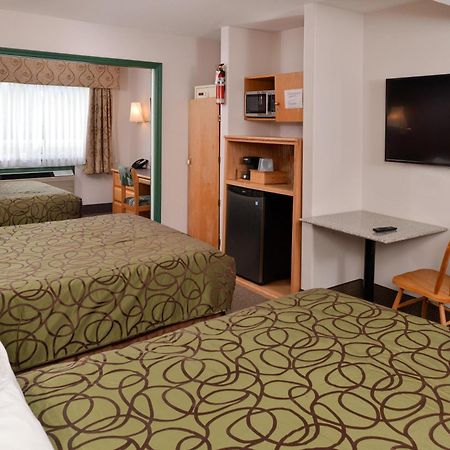 Canadas Best Value Inn Valemount Chambre photo