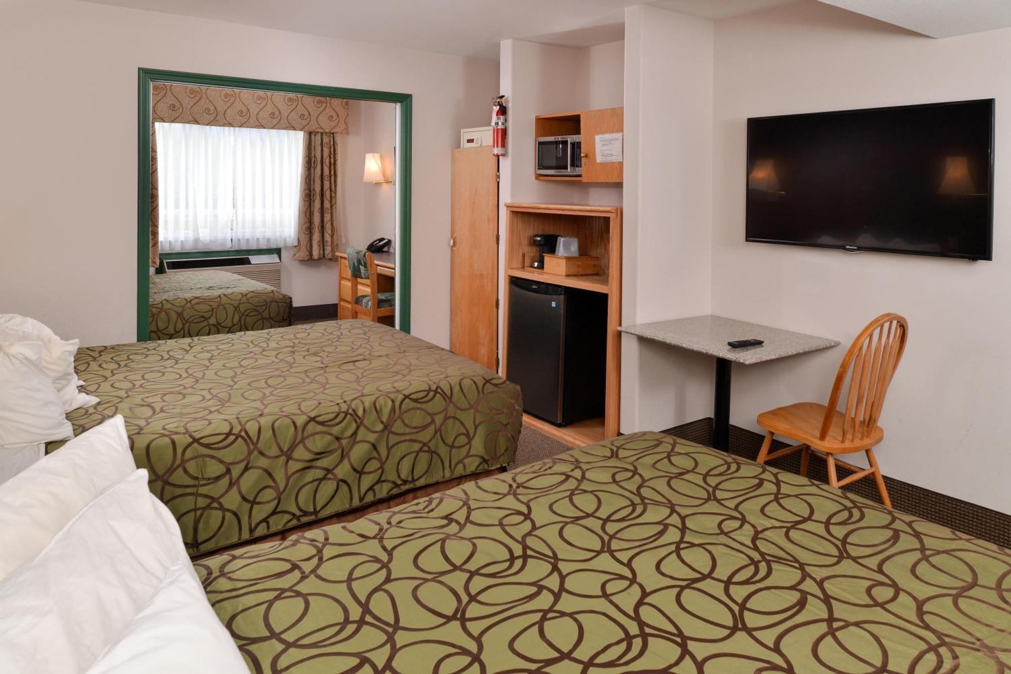 Canadas Best Value Inn Valemount Chambre photo
