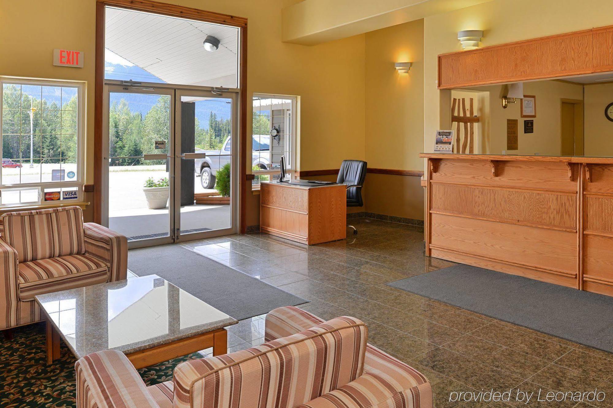 Canadas Best Value Inn Valemount Extérieur photo